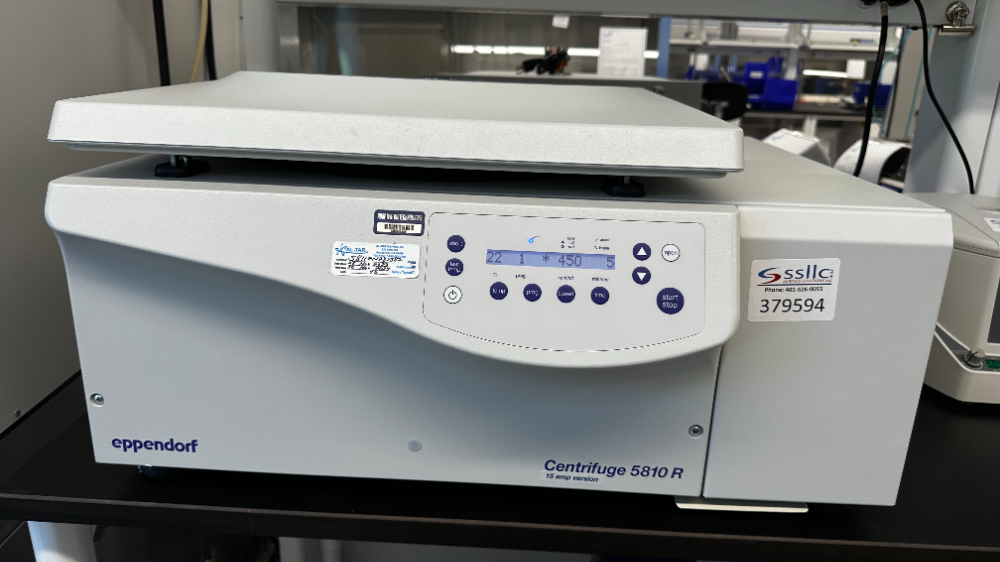 Image of Eppendorf Centrifuge 5810R